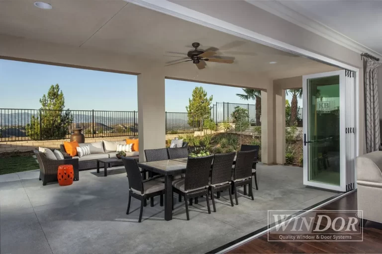 KB_CanyonCrest_SantaClarita-Plan4048-ExteriorPatio-DoorsOpen_0364-1920w