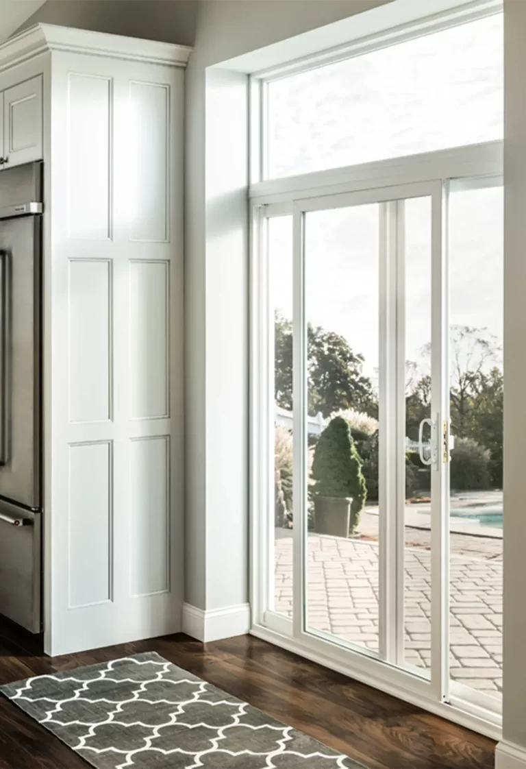 sim_narrow_frame_interior_kitchen_2_lite_sliding_patio_door_gallery_29_p37-scaled+(1)-1920w